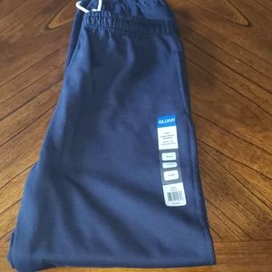 Gildan Fleece Elastic Bottom Pocketed Pant